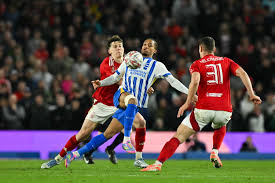 英冠在望：解读主帅卡莉·戴维斯的战略布局-星空体育