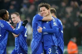 AC米兰延续强势表现，伊布梅开二度-星空体育