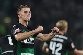 战术布局与关键球员表现视角下的阿森纳-星空体育