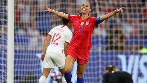 里昂女足的战略布局与格林伍德的多面手价值-星空体育