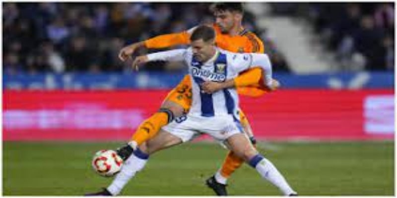 复兴之路：从财务稳定到重返英超 -  星空体育