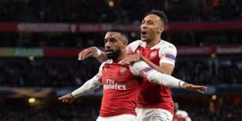 伯里双租借战术意义 - 星空体育深度解析-星空体育