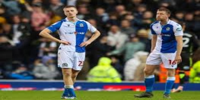 头球禁令与科学警示：足球训练亟需革新-星空体育