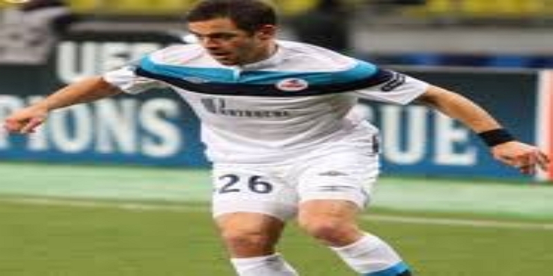 后防线—坚不可摧的防守组合-星空体育