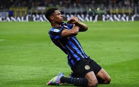 赛后展望：积分榜与未来前景-星空体育